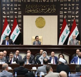 نائب يرجح تأجيل التصويت على اللجان النيابية