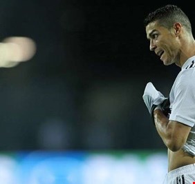 مدرب يوفنتوس يتجاهل شكوى رونالدو