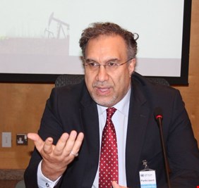 بيان للكهرباء بشأن العاملين بالوزارة بصيغة عقود