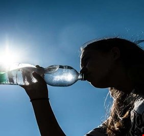 عدم الرغبة في شرب الماء مؤشر على مشاكل في جسمك!