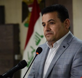 بالفيديو : الاعرجي يحضر مراسم عرس علي الرشم في بيته الشعري بمدينة الصدر