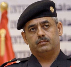 اللواء عبد الكريم خلف يهدد نائب رئيس شرطة دبي باغراق مدينته