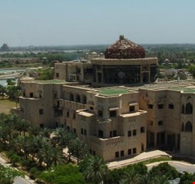 فضائح عقارات الدولة المؤجرة للمسؤولين في المنطقة الخضراء.. وهولاء ابرز المتورطين فيها !