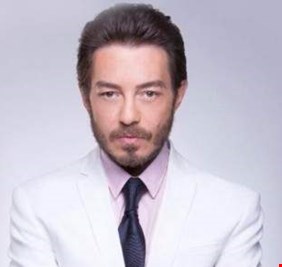 أحمد زاهر يعود لـ