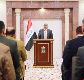 ماذا يعني عبد المهدي بتمديد السن القانوني للوظائف المدنية والعسكرية؟