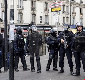 فرنسا تنشر 89 ألف شرطي تحسبا لاحتجاجات السبت وإيفل يغلق أبوابه