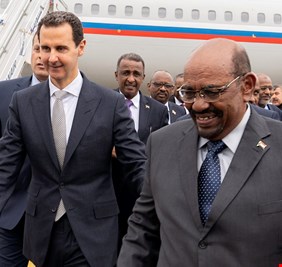 الرئيس السوري بشار الأسد يستقبل نظيره السوداني عمر البشير في دمشق