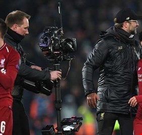 ليفربول يروض الشياطين الحمر قي لقاء القمة!