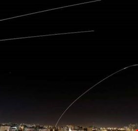 الدفاع الجوي السوري يتصدى لصواريخ إسرائيلية في أجواء ريف دمشق