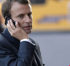 استقالة مستشار ماكرون الإعلامي لـ 