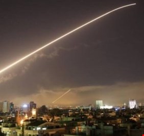 الجيش السوري يعلن التصدي لغارات إسرائيلية استهدفت دمشق ومطارها الدولي