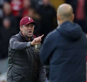 غوارديولا يتهم مدرب ليفربول بتعمد الخروج من الكأس