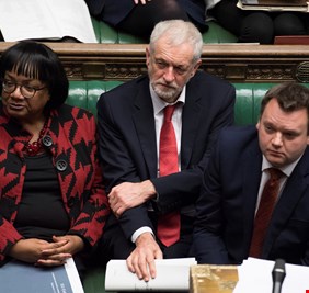 مجلس العموم البريطاني يرفض الموافقة على الصفقة بين لندن وبروكسل حول بريكست