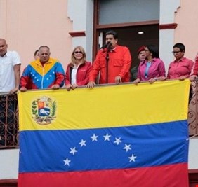 مادورو يعلن قطع العلاقات الدبلوماسية مع الولايات المتحدة