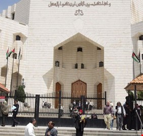 بالوثيقة.. القضاء الأردني يصدر مذكرة قبض بحق سياسي عراقي