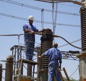 1.02 مليار دولار لدعم الشركات البريطانية لبناء محطتي كهرباء في العراق