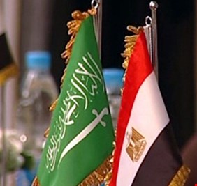 مصر تصدر تحذيرا لمواطنيها المقيمين أو المسافرين إلى السعودية