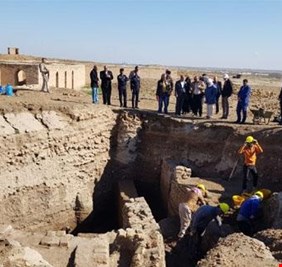 بعثة آثار امريكية تنقّب بمناطق منسيّة في مدينة أور