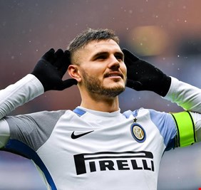 إيكاردي يتسلح ب