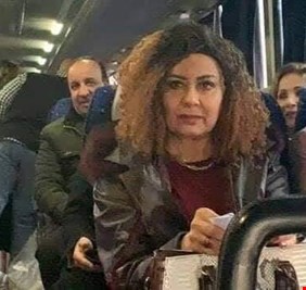 الشاعر احمد عبد السادة يسقط تبريرات الفنانين والمثقفين الذاهبين الى السعودية في سيرك ال MBC عراق