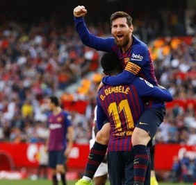 البرشا تسحق اشبيلية، وميسي يسجل الهاتريك الخمسين في الليغا الاسبانية