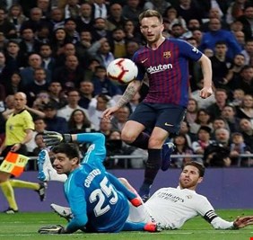 خلال 3 أيام.. برشلونة يقهر ريال مدريد 