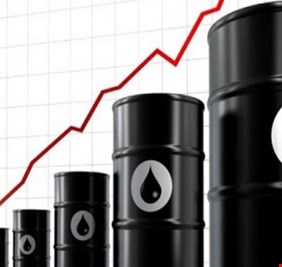 النفط يرتفع بفعل آمال اتفاق التجارة وخفض إمدادات أوبك