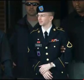 الجندية الأمريكية المتحولة جنسيا تشيلسي مانينغ