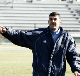 مدرب الفريق السوري يهاجم منتخب بلاده في بطولة الصداقة العراقية