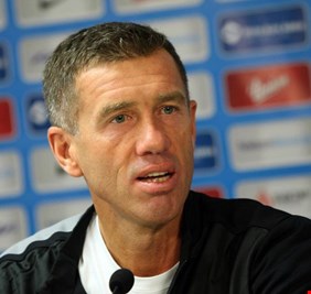 مدرب المنتخب العراقي : وجوه جديدة غدا في نهائي بطولة الصداقة الدولية