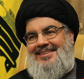 بالصور .. طفلة لبنانية تبعث برسالة الى السيد نصر الله