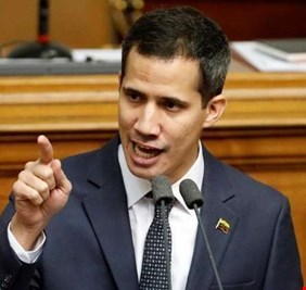 فنزويلا.. منع خوان غوايدو من تقلد مناصب رسمية مدة 15 عاما