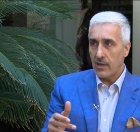 وجود حكم قضائي سابق بحق وزير الشباب الحالي، يدفع عدد من القانونيين للسؤال عن كيفية توليه  مقاليد وزارة الشباب والرياضة !