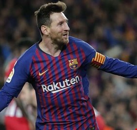 ميسي يحطم رقم نجم ريال مدريد السابق