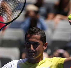 ألماغرو يعلن اعتزاله التنس