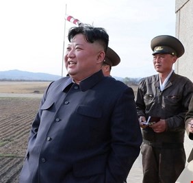 الزعيم الكوري الشمالي يشرف على اختبار سلاح تكتيكي جديد