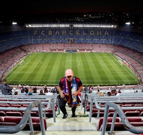 حرب التذاكر  تحتدم بين برشلونة وليفربول