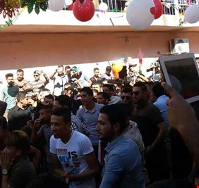 مسلسل التمجيد لنظام صدام المهزوم يتواصل: طلبة متخرجون في جامعة ديالى يهتفون للبعث، ومجلس الجامعة يستنكر !
