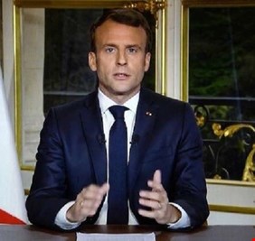 ماكرون يقايض الفرنسيين بخفض الضرائب مقابل تهدئة احتجاجات السترات الصفراء