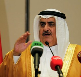 وزير الخارجية البحريني يشن هجوما لاذعا ضد مقتدى الصدر