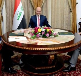 كتلة التغيير: على الرؤساء الثلاثة الجلوس في مكاتبهم لحل مشاكل البلاد وليس التجول بين الدول !