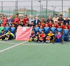 الاول من ايار بعيون الرياضيين الشيوعيين واصدقائهم.