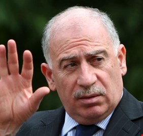 النجيفي يوجه اتهاماً للبرلمان ويخاطب أهالي نينوى: الدور الآن عليكم