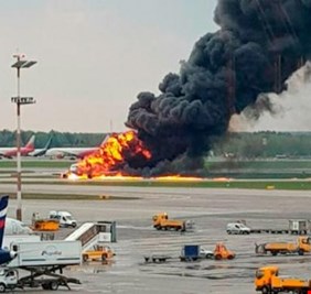 مقتل 41 شخصا بكارثة طائرة الركاب في موسكو