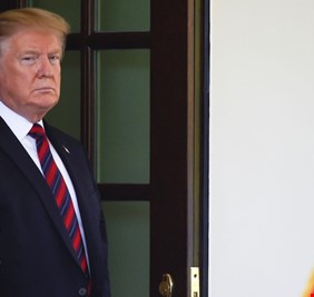 ترامب يوجه رسالة للمسلمين ويعطي نصائح بشأن قضاء شهر رمضان