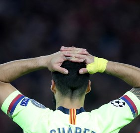 سواريز يخضع لجراحة في الركبة