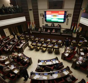 برلمانيون أكراد يطمئنون موظفي الاقليم بشأن رواتبهم: حتى الغضبان لا يستطع ايقافها