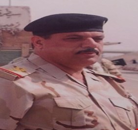 قائد عسكري عراقي يرسم بريشته الخبيرة صورة للحرب الايرانية الامريكية القادمة