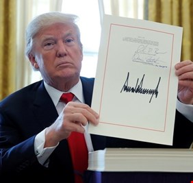 ترامب يعلن حالة الطوارئ في الولايات المتحدة لحماية شبكات البلاد من التجسس