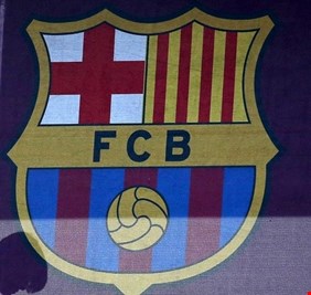 برشلونة يهنئ لاعبه الجديد لتتويجه بجائزة الأسطورة كرويف